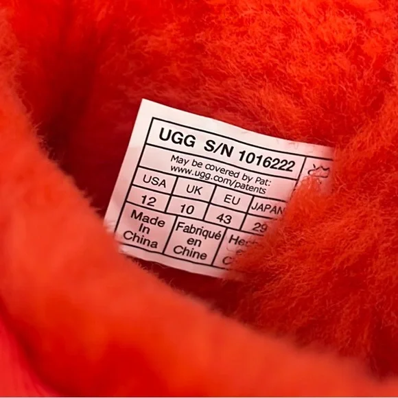 Vibrant Red UGG Women's Classic Mini II Boot - Picture 4 of 4